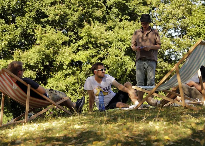 The Tent - Youth Only - Buchung Leider Nur Bis 30 Jahre Moeglich!